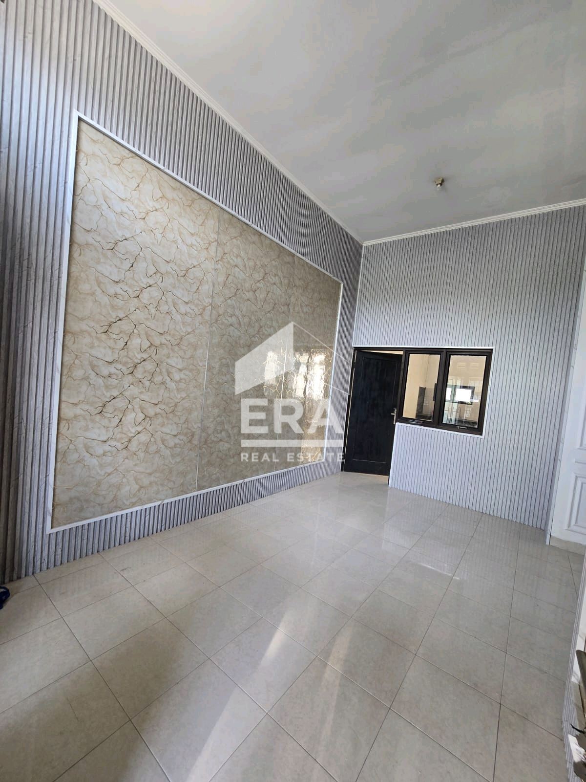 interior 2