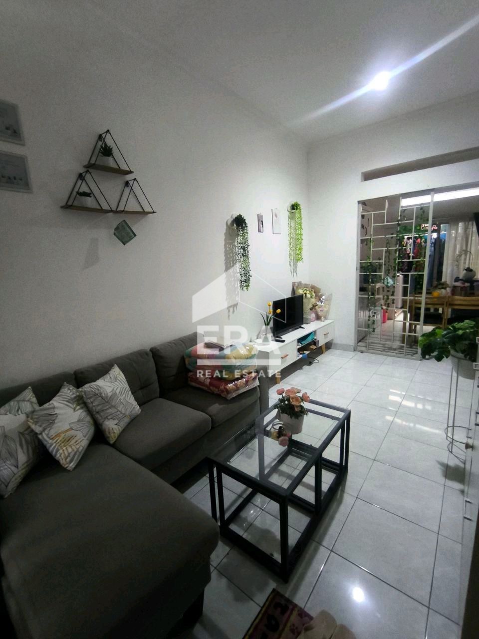 interior 7