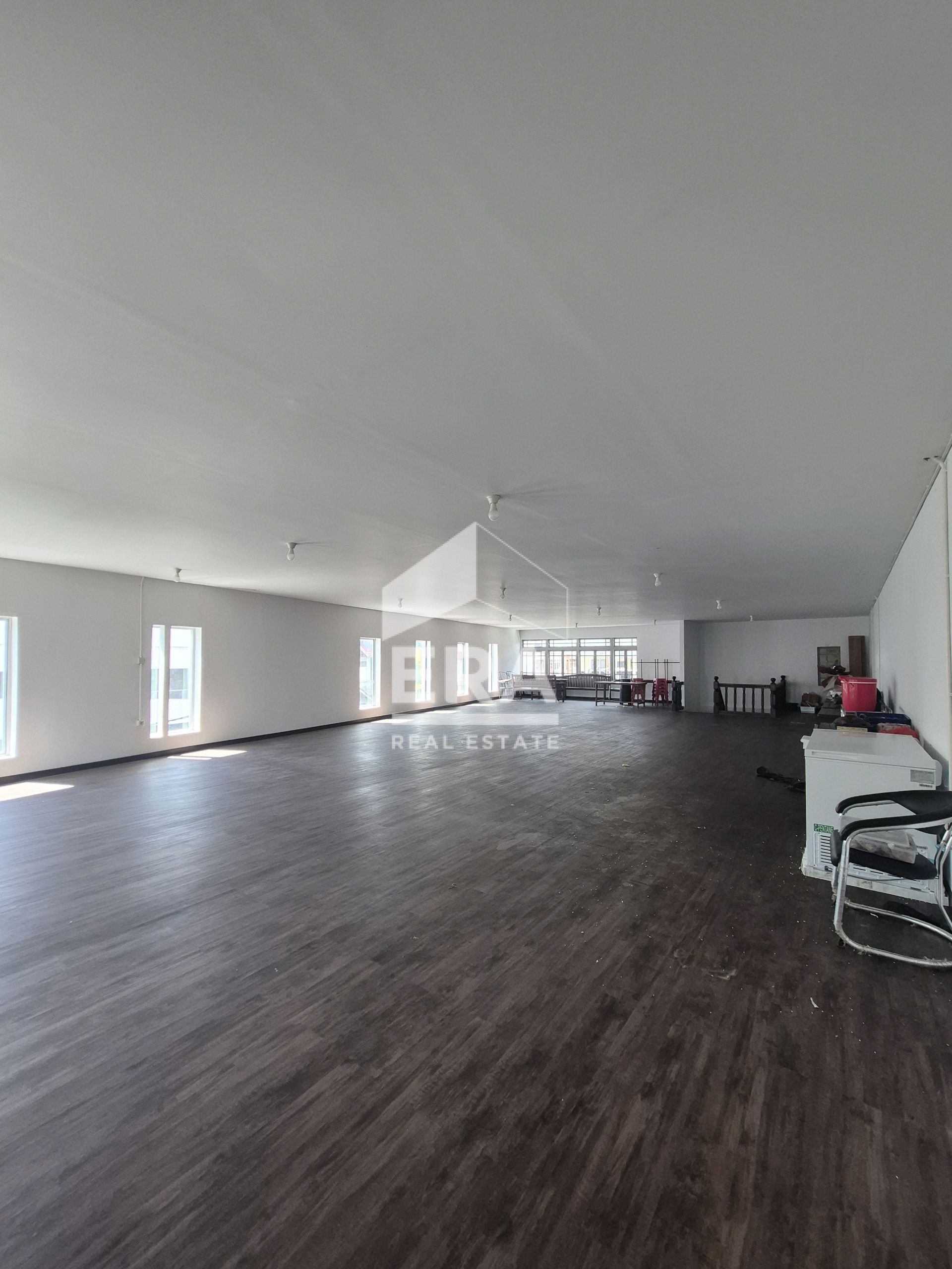 interior 4