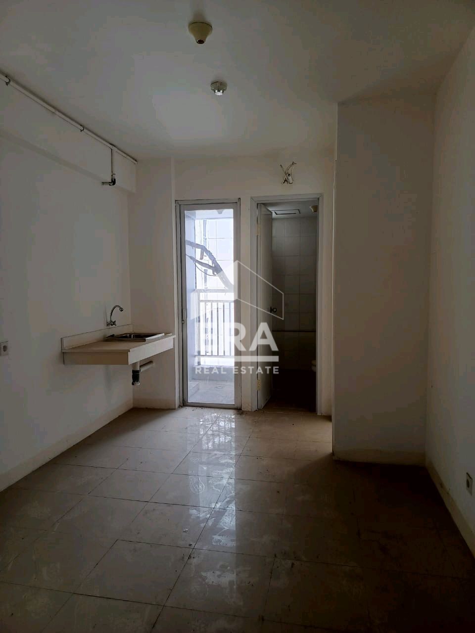interior 2