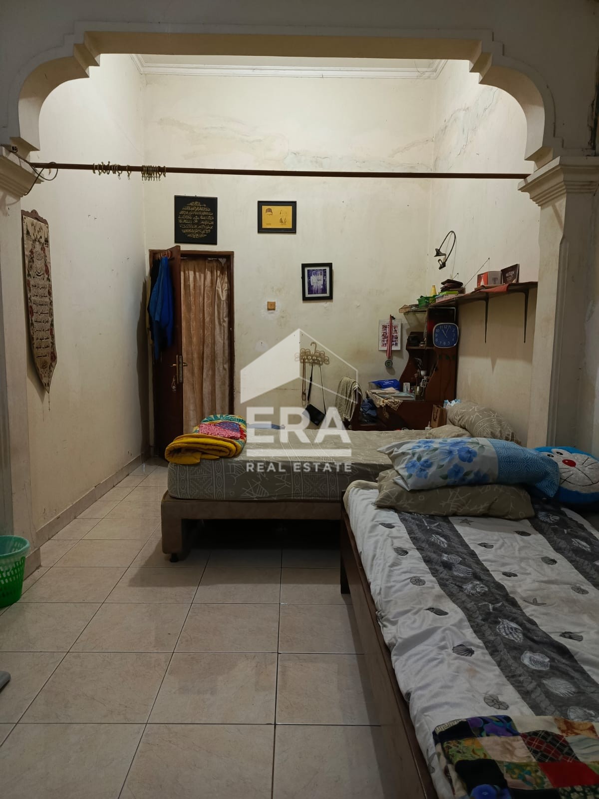 interior 11