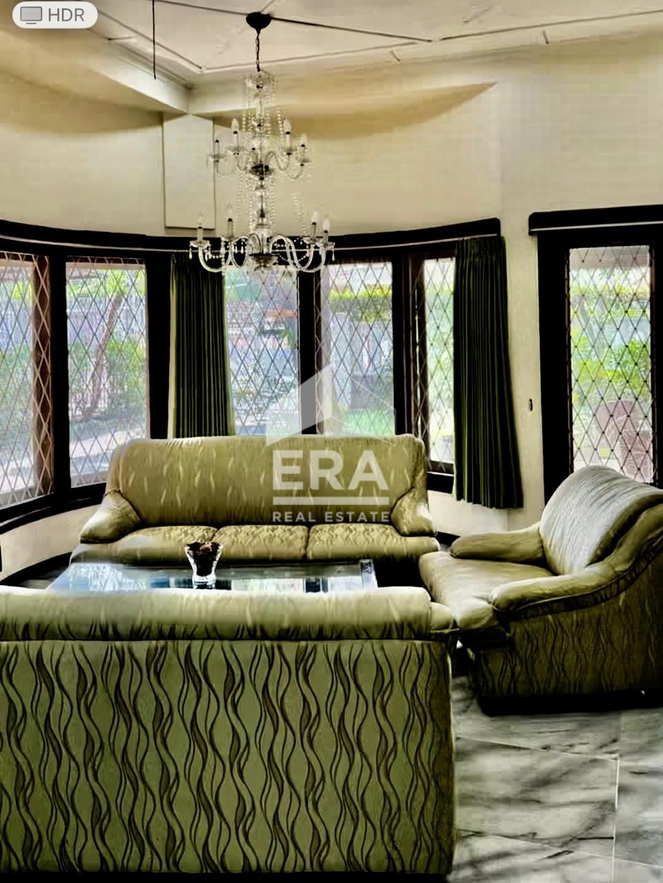 interior 8