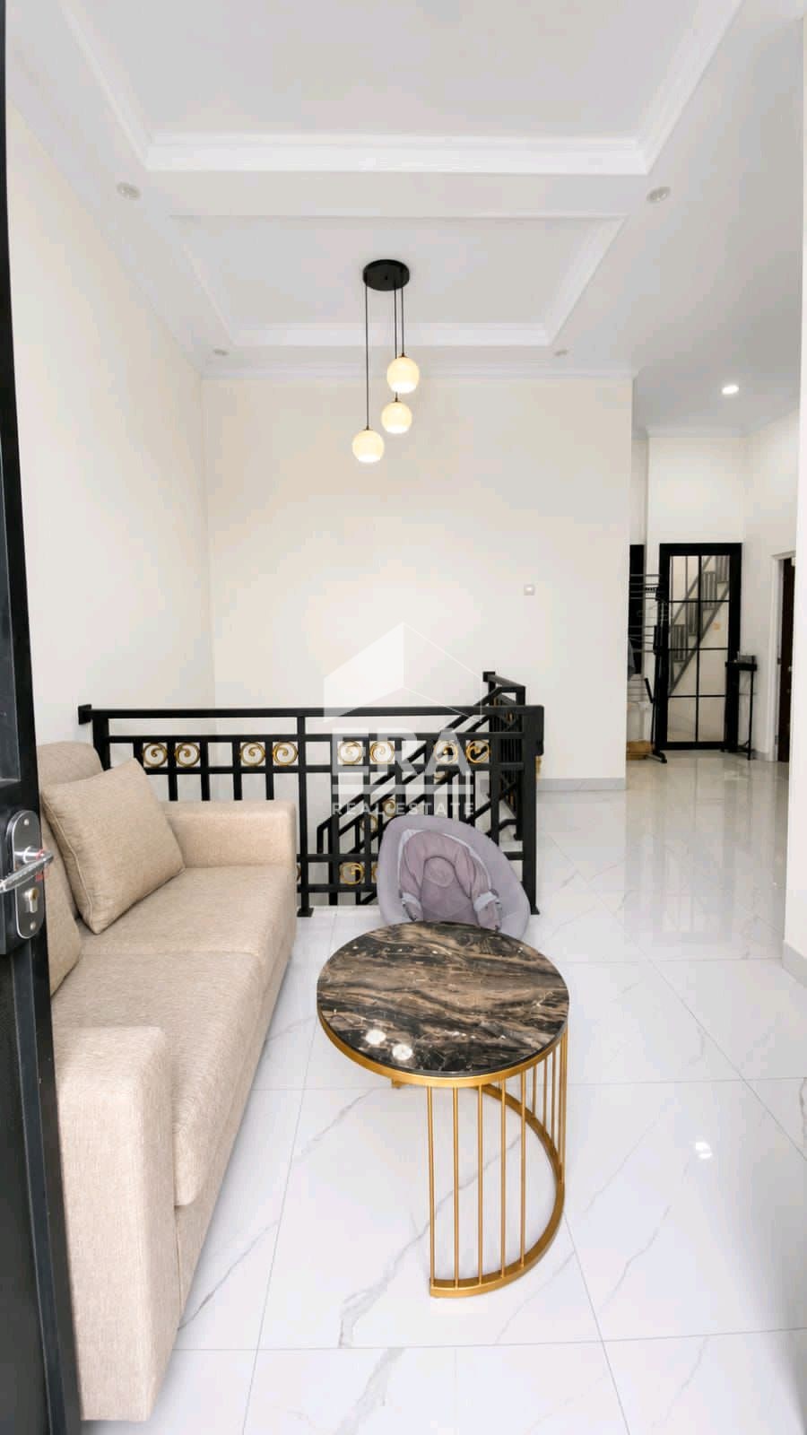 interior 7