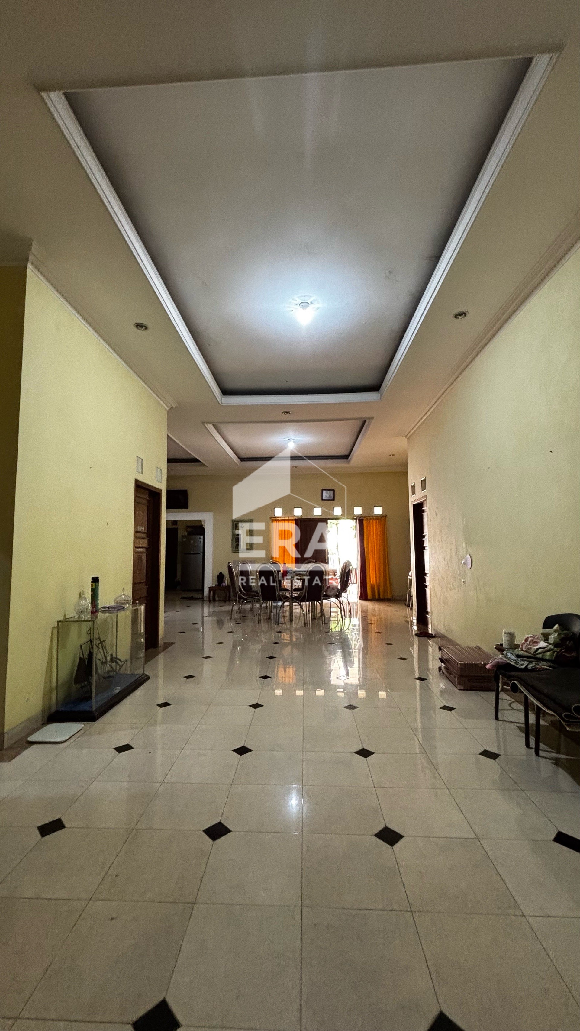 interior 3