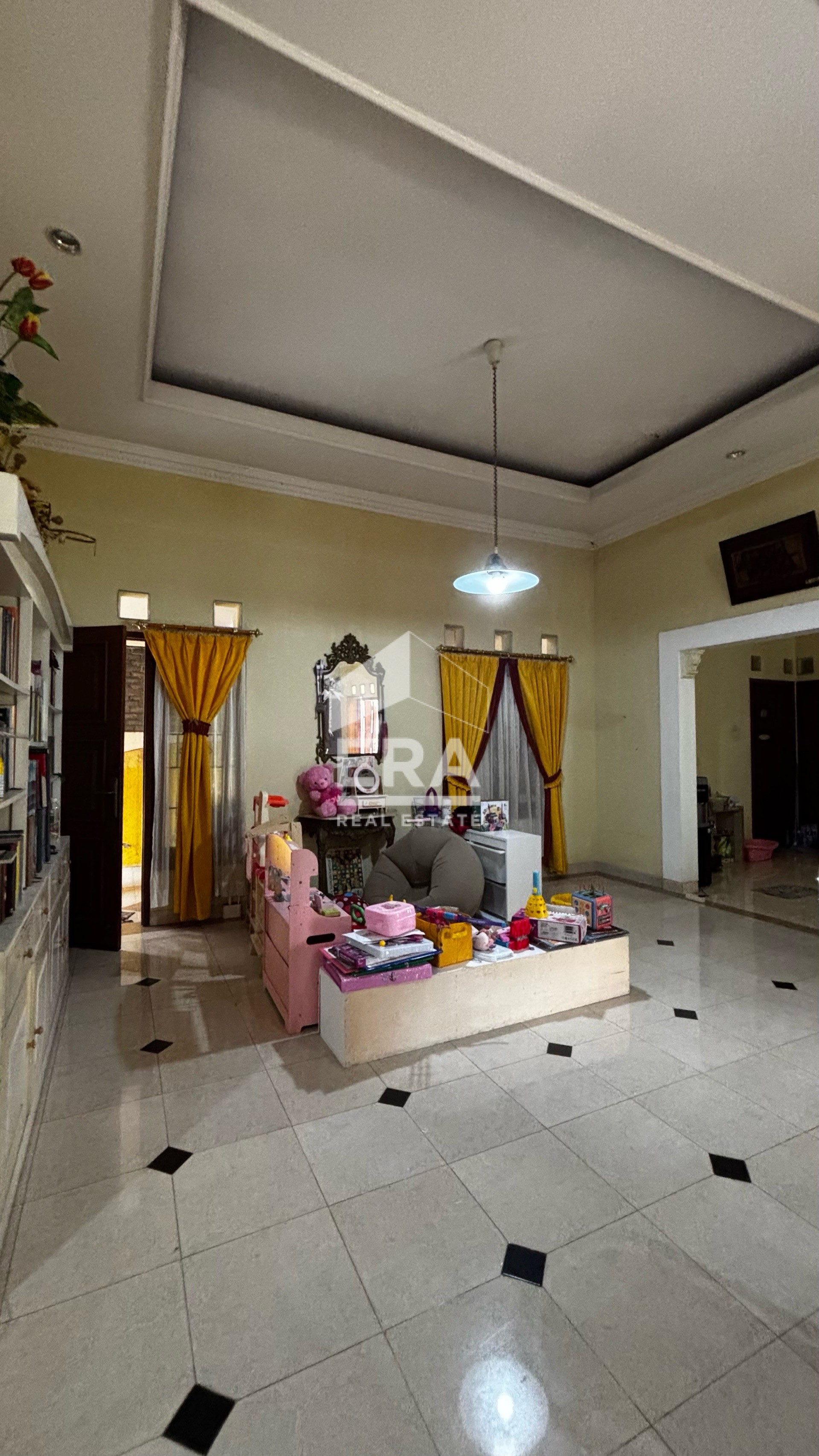 interior 4