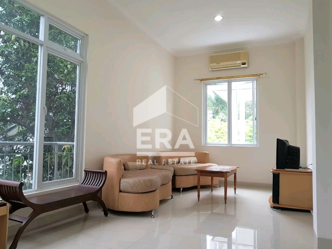 interior 6