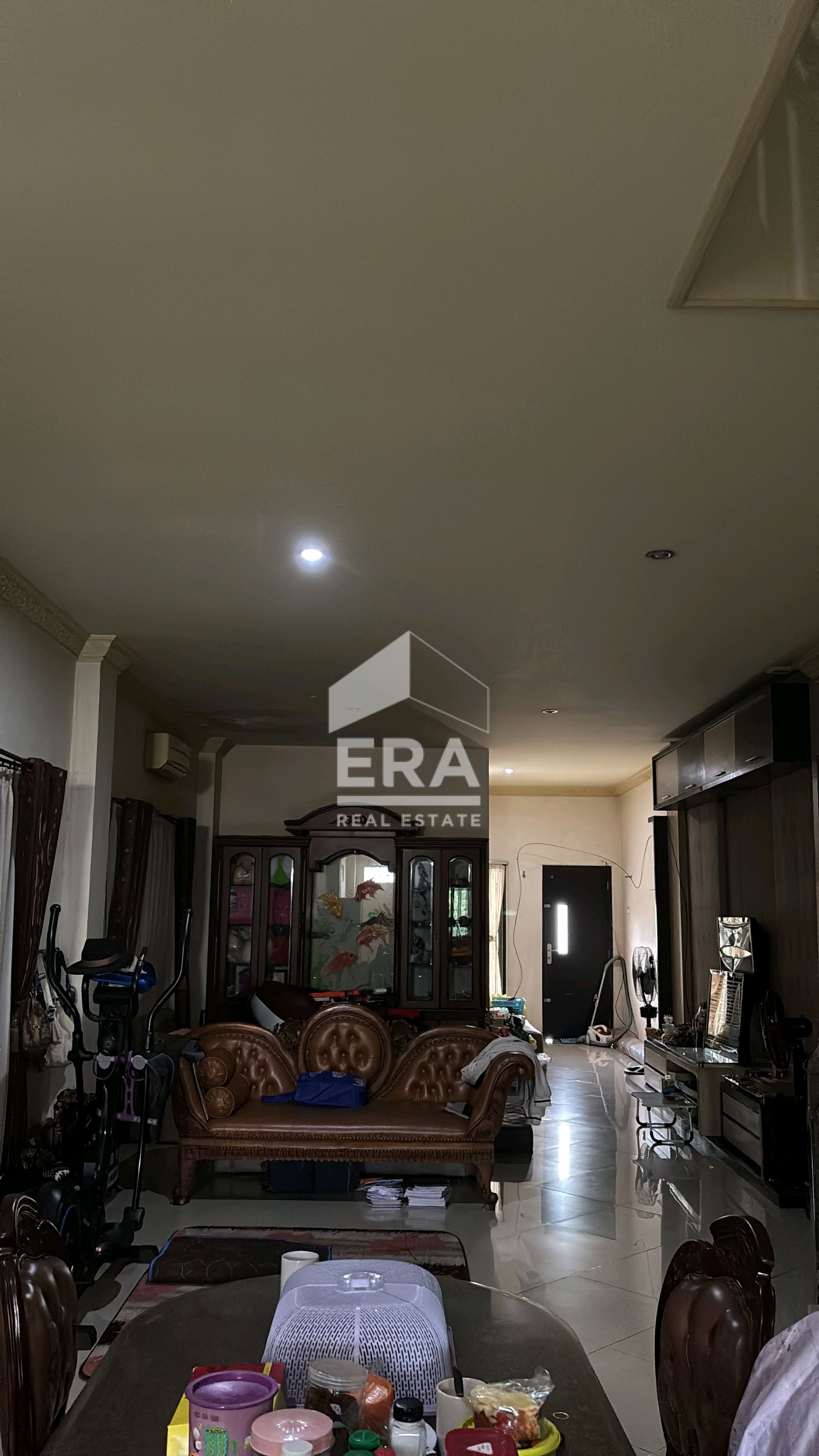 interior 2