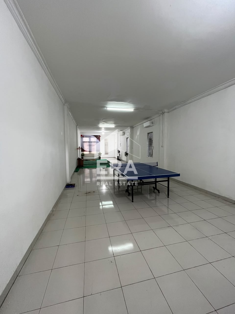 interior 6