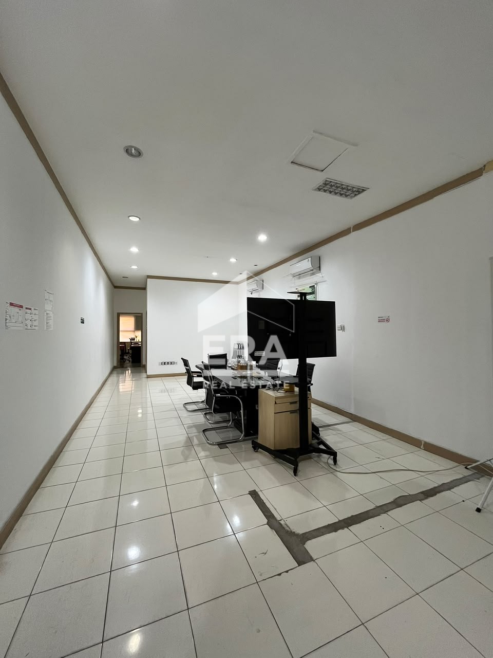 interior 7