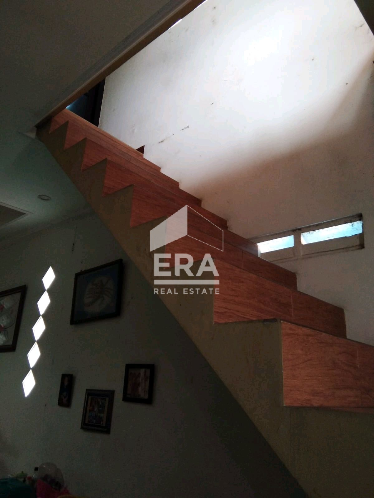 interior 2