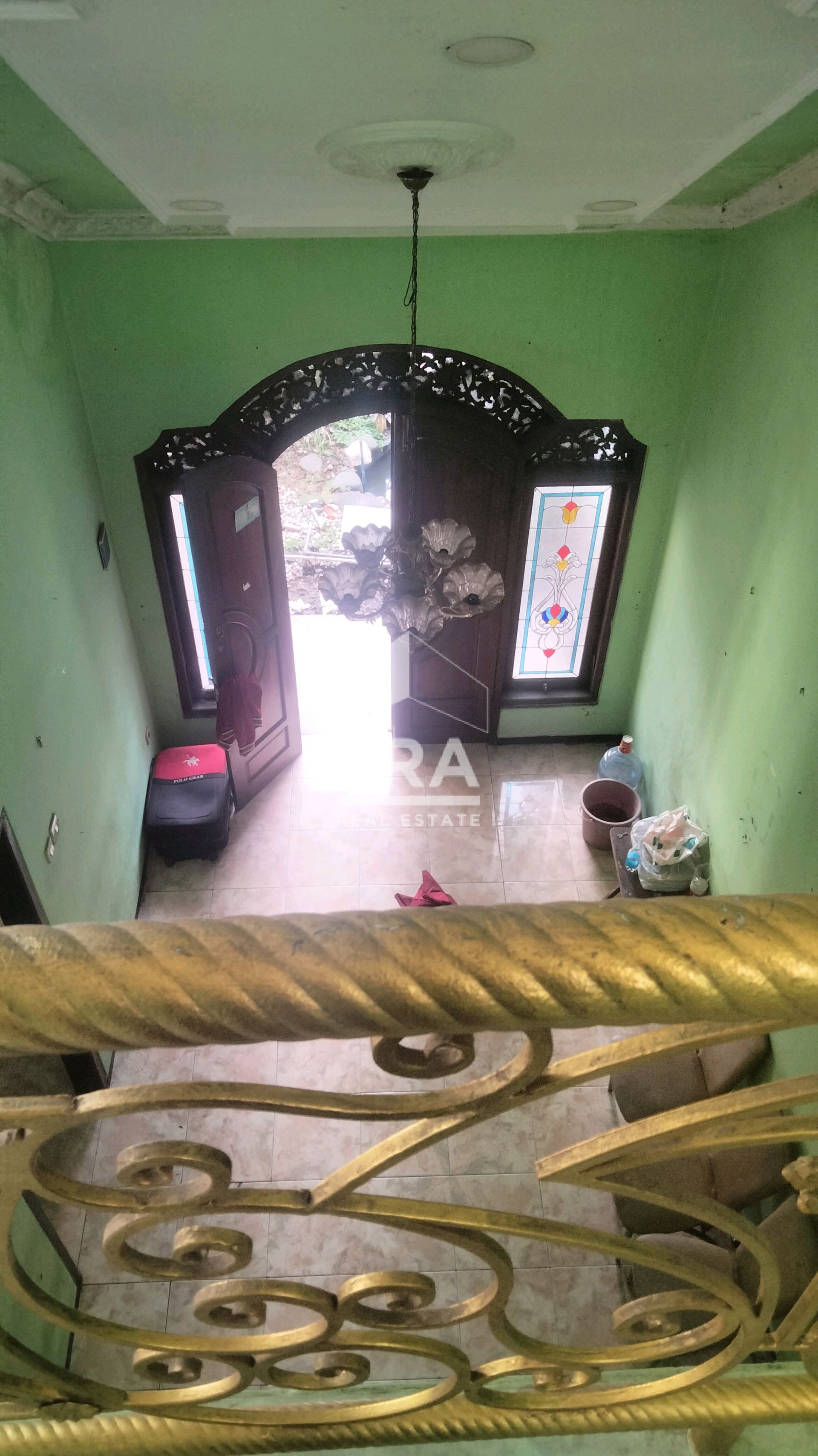 interior 4