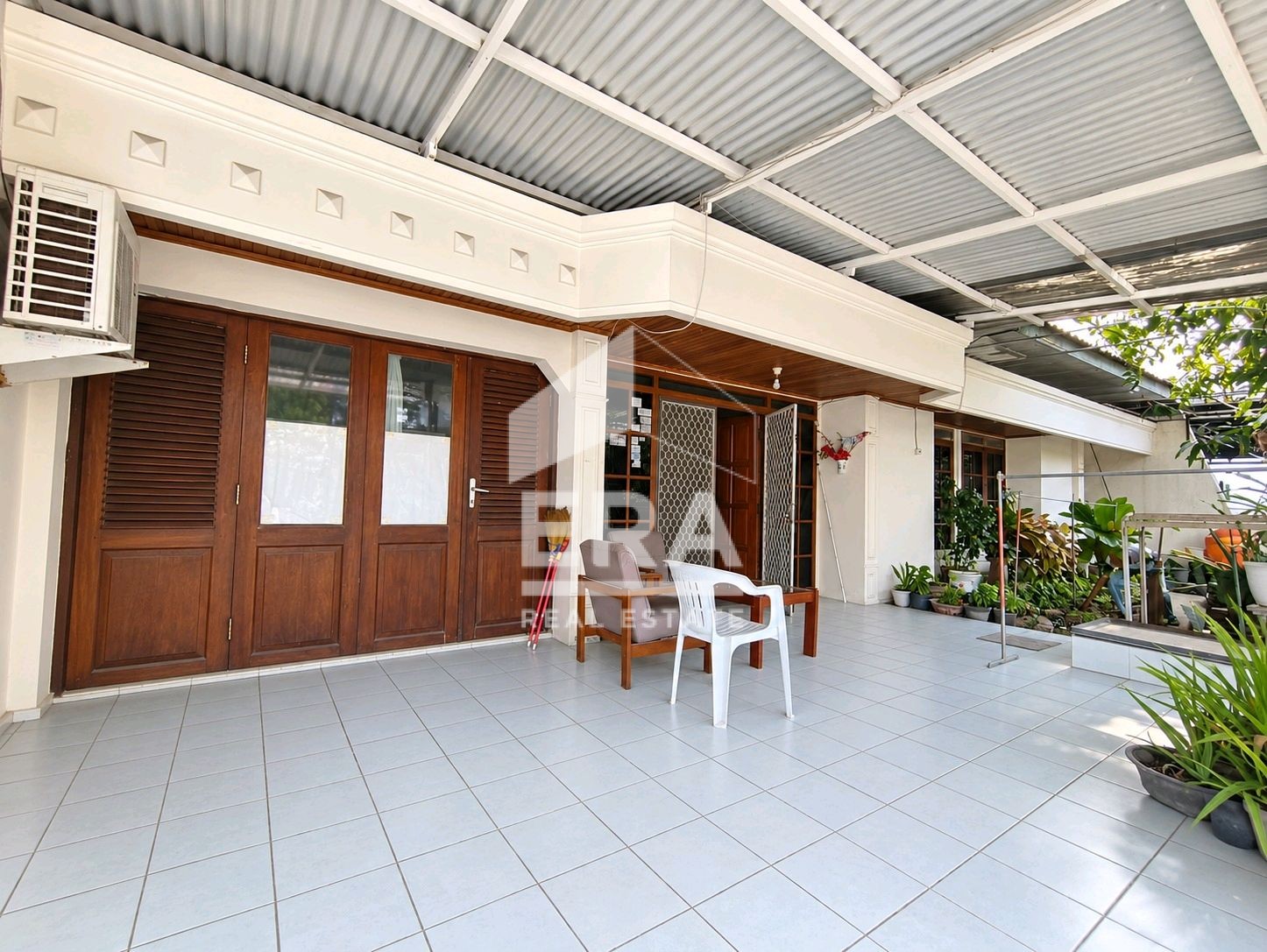 interior 3