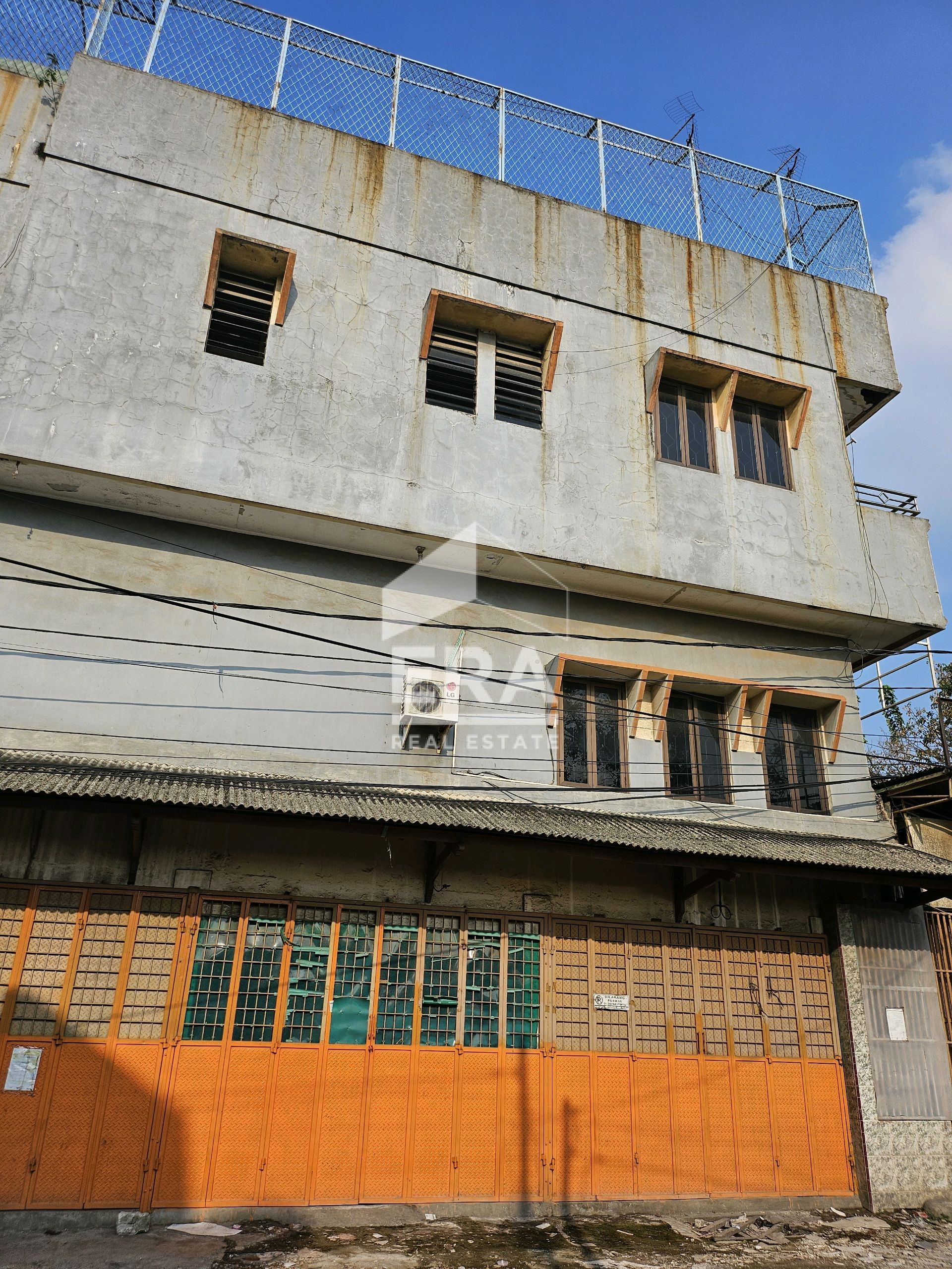 RUKO STRATEGIS 4 LANTAI | Agen Property #1 Indonesia