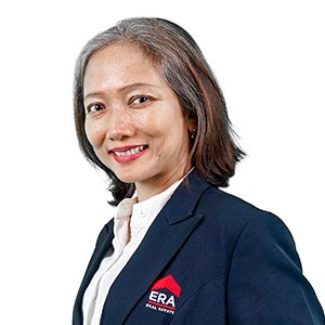 LOLA PURNAMAWATI,S.SOS, M.A